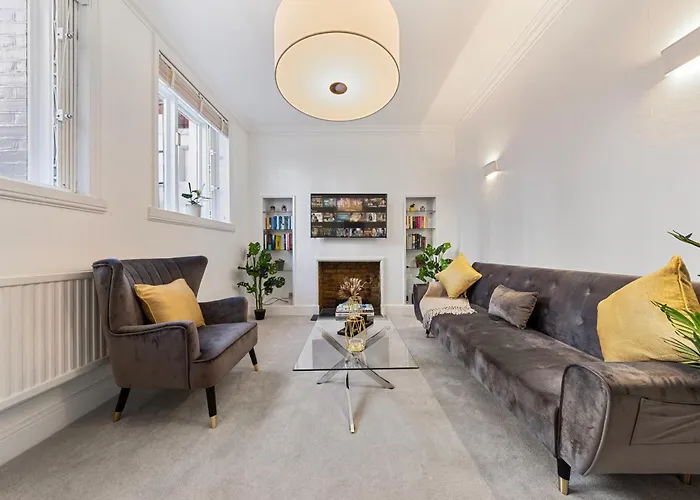 Harrods 2 Bed Lux Flat W/Patio